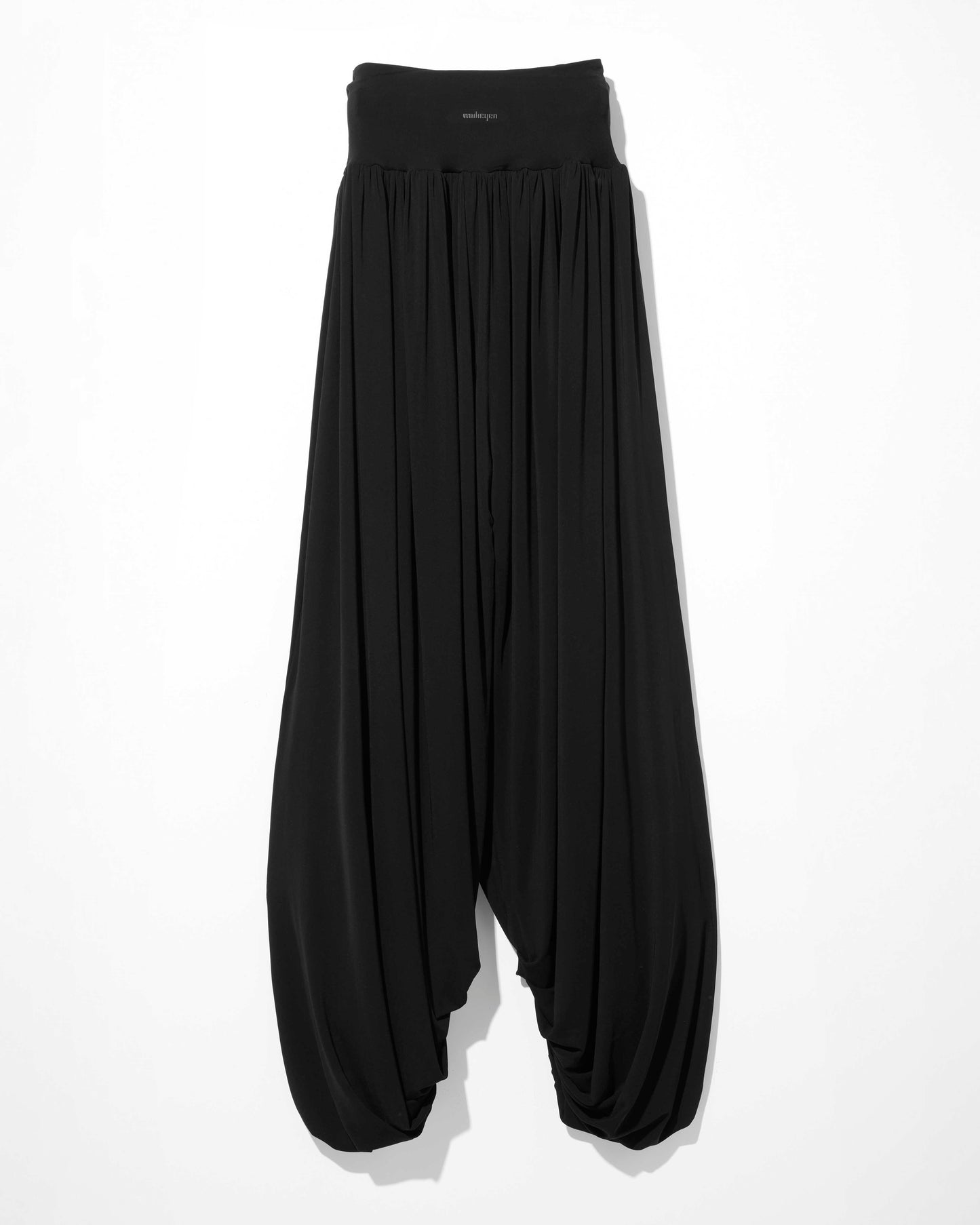 skin fluid trousers / M269PT11 - black